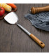 outil cuisine, manche bois, ustensile, design élégant, acier inoxydable